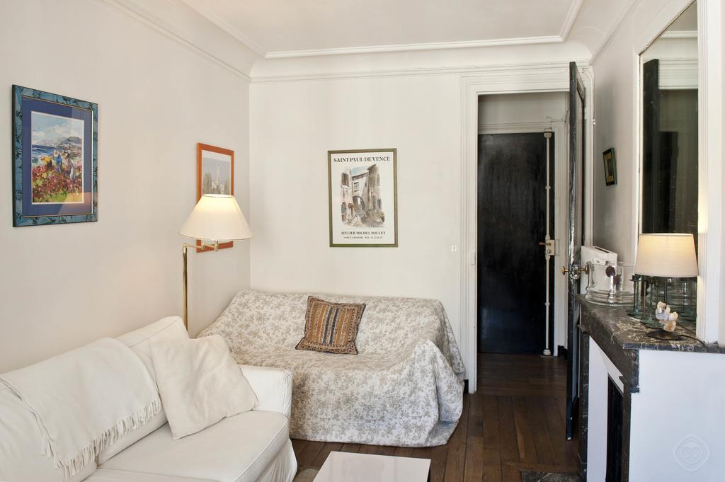 Classy St. Germain Apartment Parijs Kamer foto